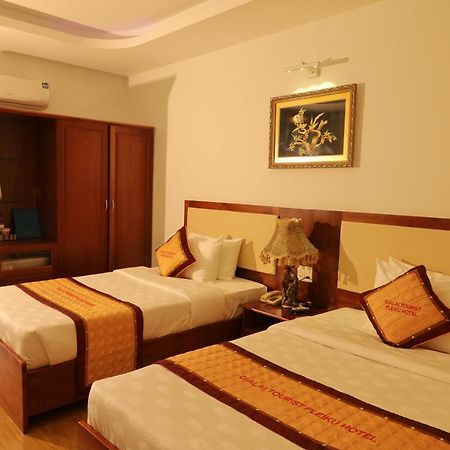 Pleiku Hotel Exterior photo