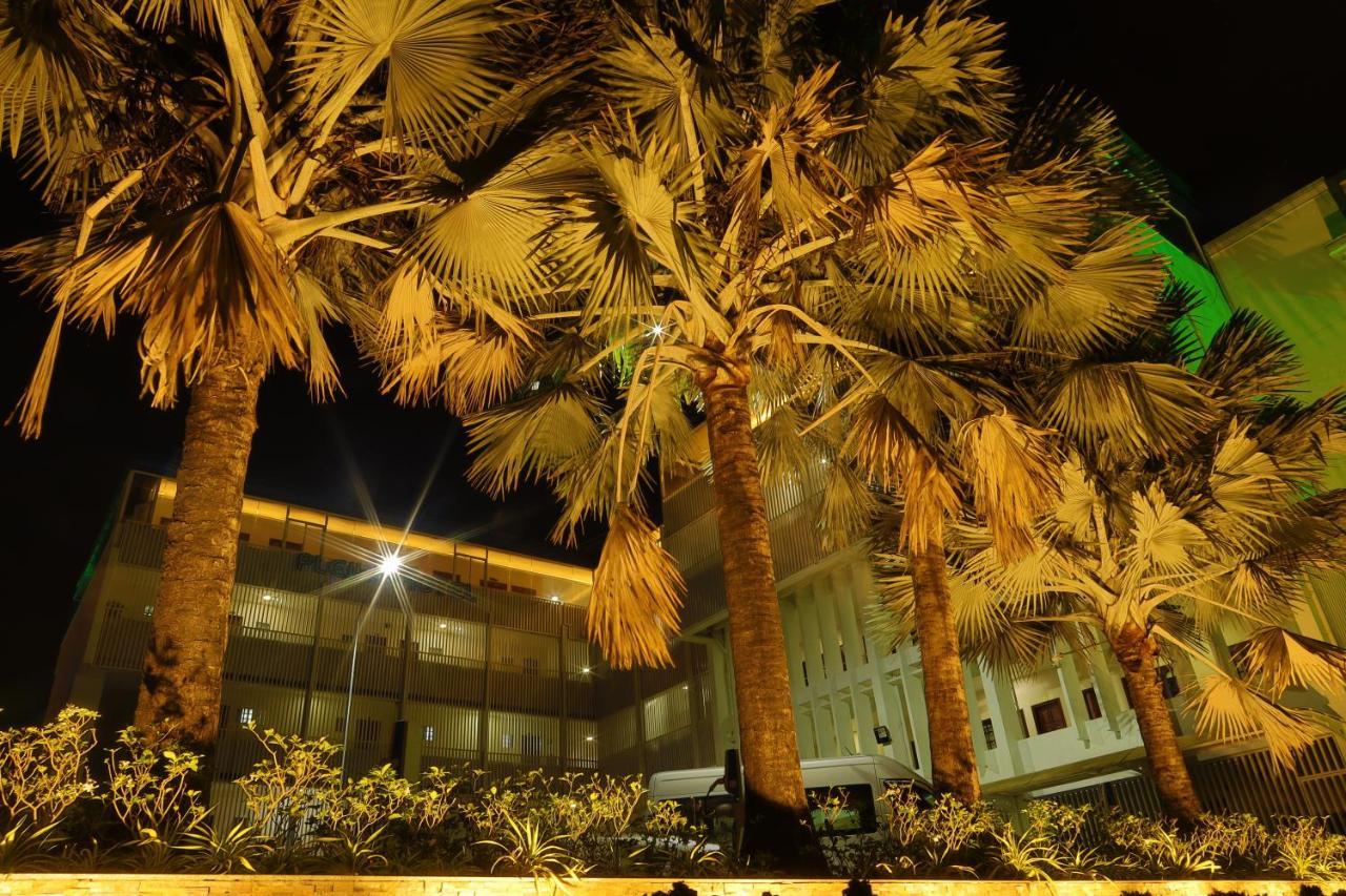 Pleiku Hotel Exterior photo